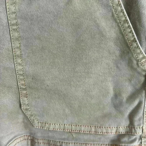 Tan Mossimo shorts - Picture 4 of 9